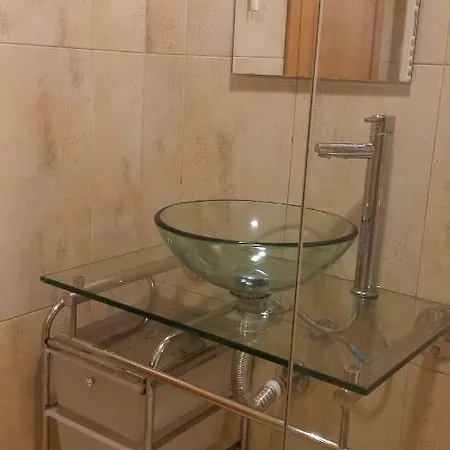 Apartment Encarnacao Metro 1/2 Lisbon
