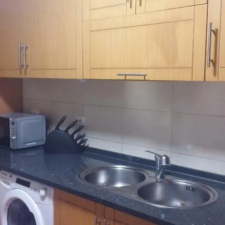 Encarnacao Metro 1/2 Apartamento Lisboa
