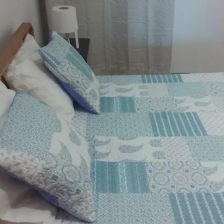 Encarnacao Metro 1/2 Apartment Lisbon